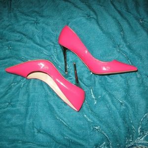 The coolest patent pink heels ever!